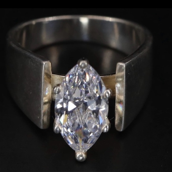 925 Sterling Silver SETA Marquise Cut White CZ Belcher Engagement Ring Size 7 - Picture 2 of 3